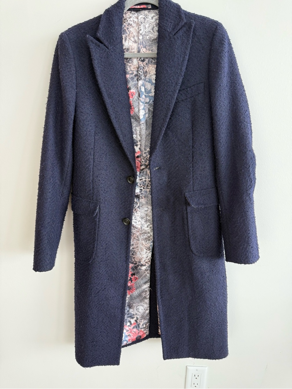 Women's Vintage Long Boucle Coat with Colorful Lining Gianni Feraud